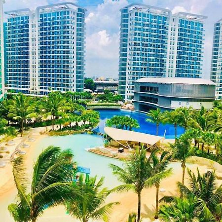 Azure Urban Resort A4 Near Airport Mall With Wavepool Paranaque City Exterior photo