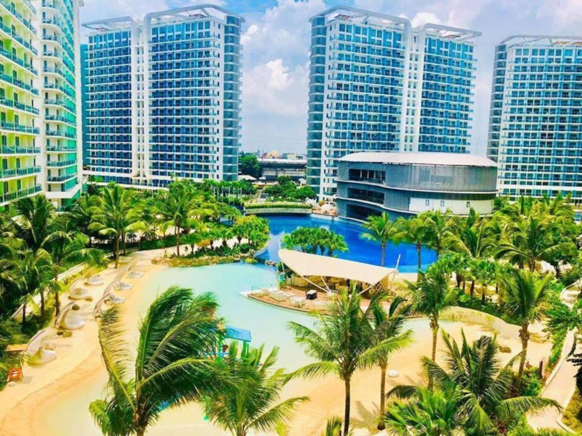 Azure Urban Resort A4 Near Airport Mall With Wavepool Paranaque City Exterior photo